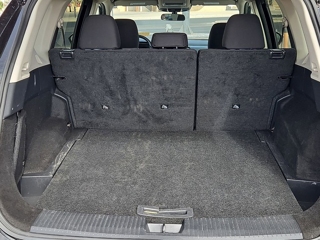 Used 2024 Nissan Rogue S AWD/4WD image 10