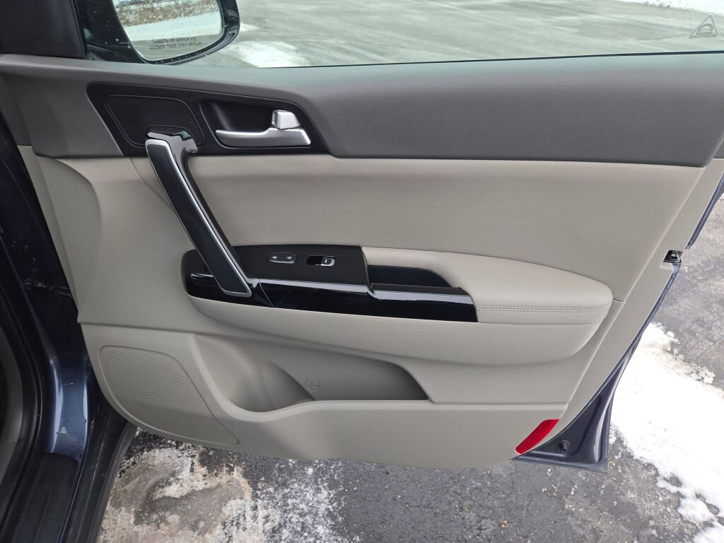 Used 2018 Kia Sportage EX w/ EX Premium Package image 5