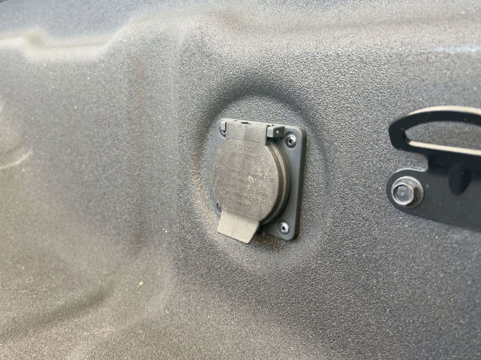 Used 2023 Nissan Frontier SV w/ SV Convenience Package image 34