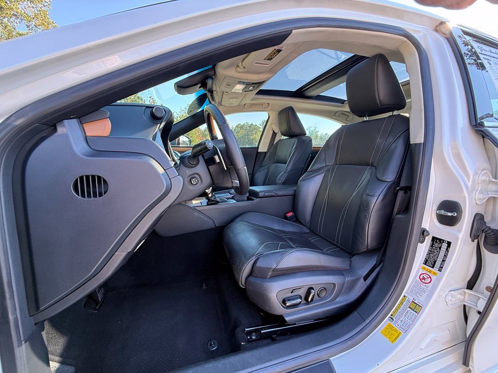 Used 2019 Lexus ES 350 w/ Accessory Package 2 FWD image 21
