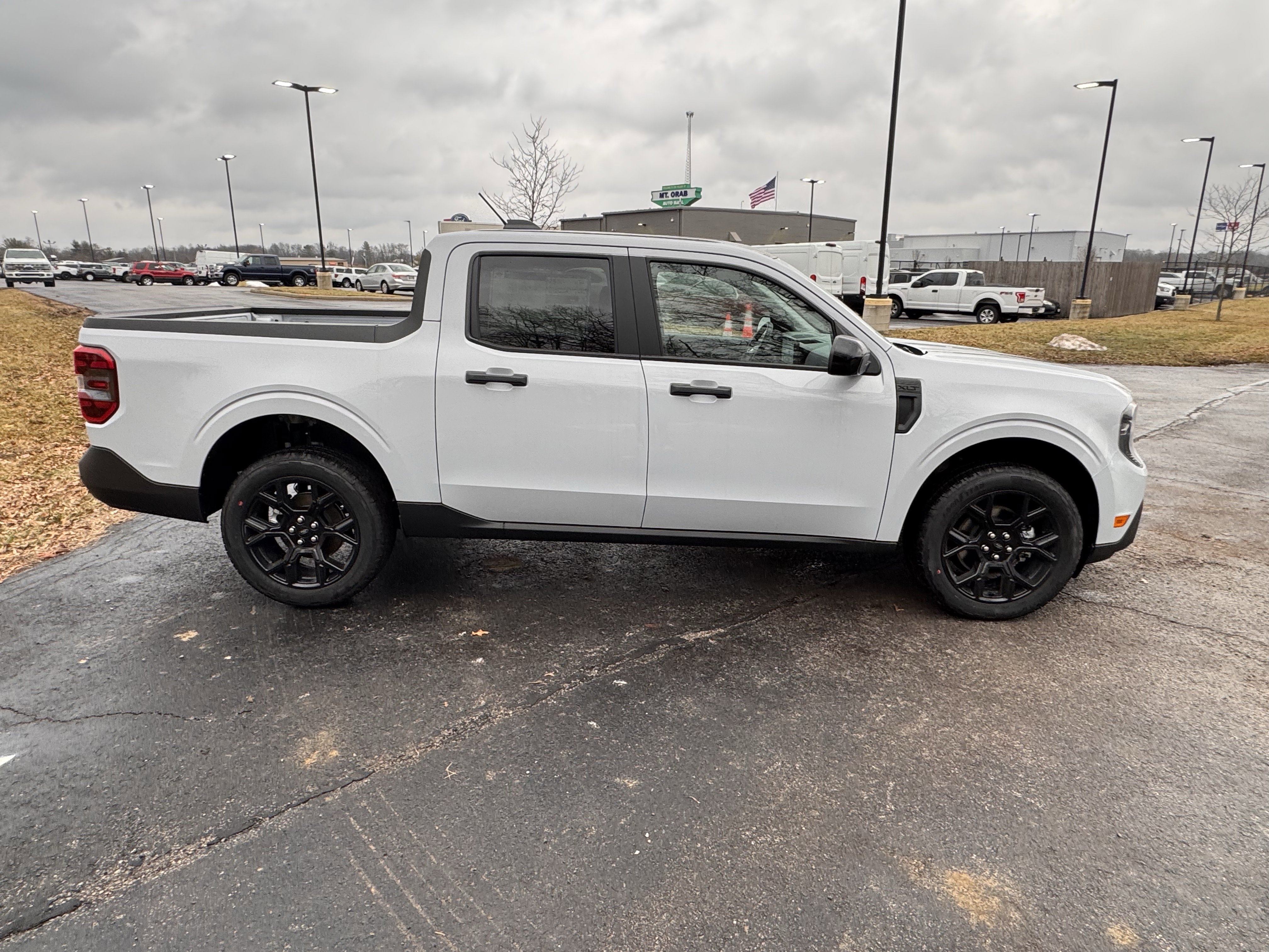 New 2025 Ford Maverick XLT w/ Black Appearance Package image 5