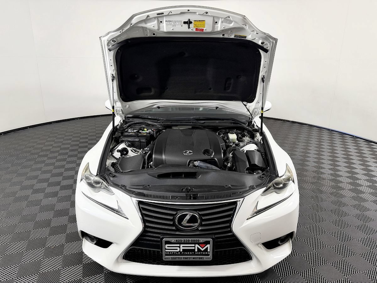 Used 2014 Lexus IS 250 w/ Luxury Package w/Gray Wood RWD image 19