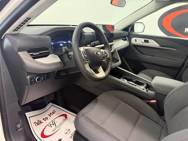 New 2026 Ford Explorer Active RWD image 12