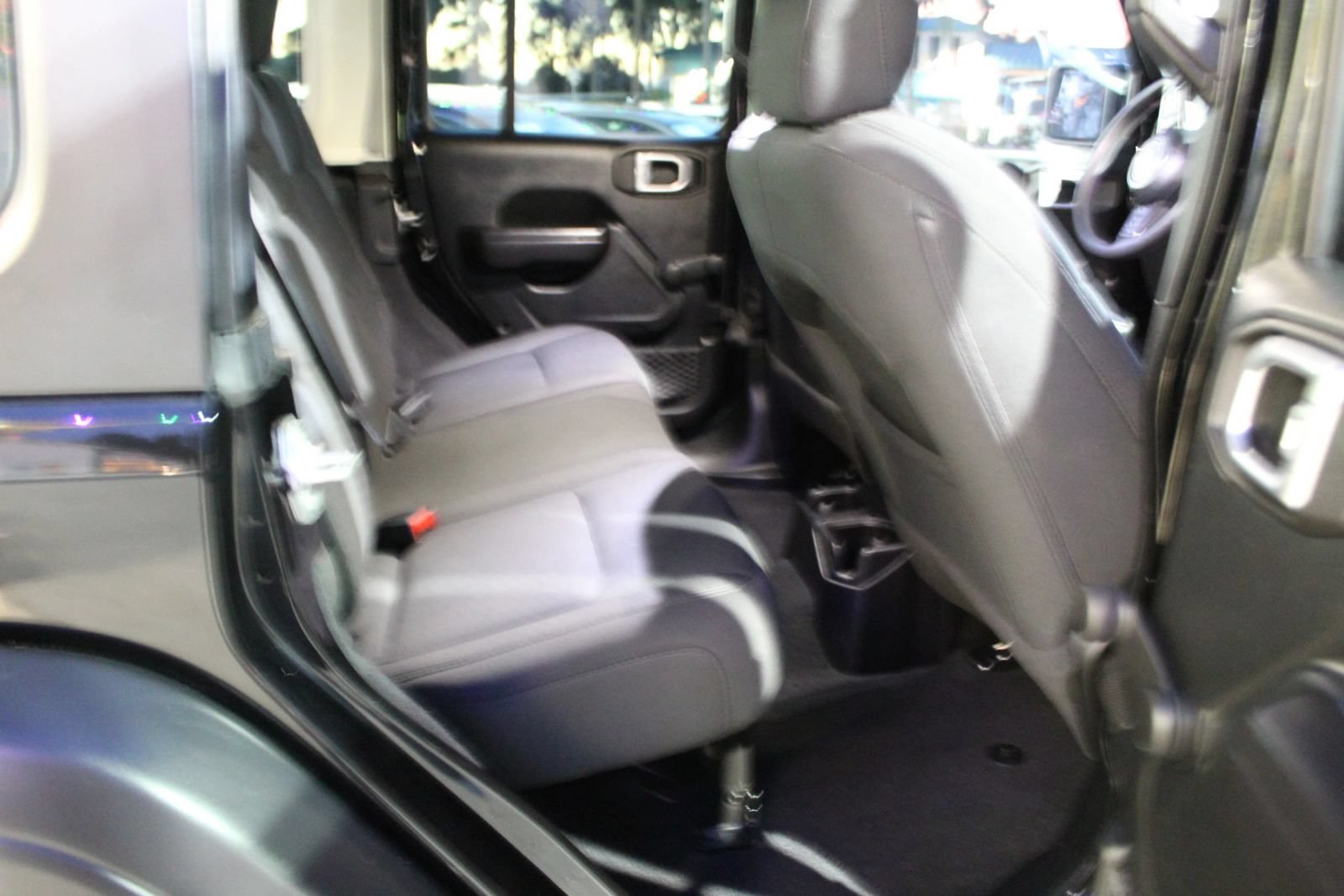 Used 2020 Jeep Wrangler Unlimited Sport AWD/4WD image 11