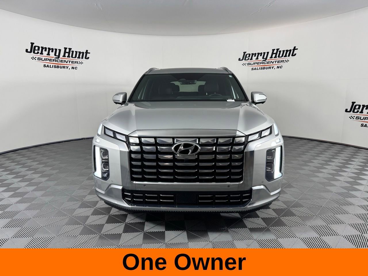 Used 2023 Hyundai Palisade Calligraphy image 4