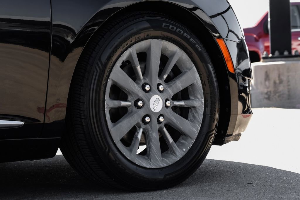 Used 2015 Cadillac XTS Limousine image 60