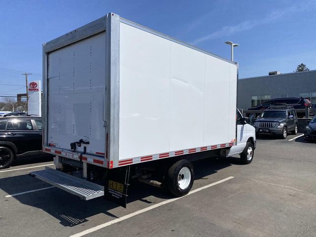 Used 2024 Ford E-450 and Econoline 450 Super Duty w/ Power Windows & Locks Group RWD image 11