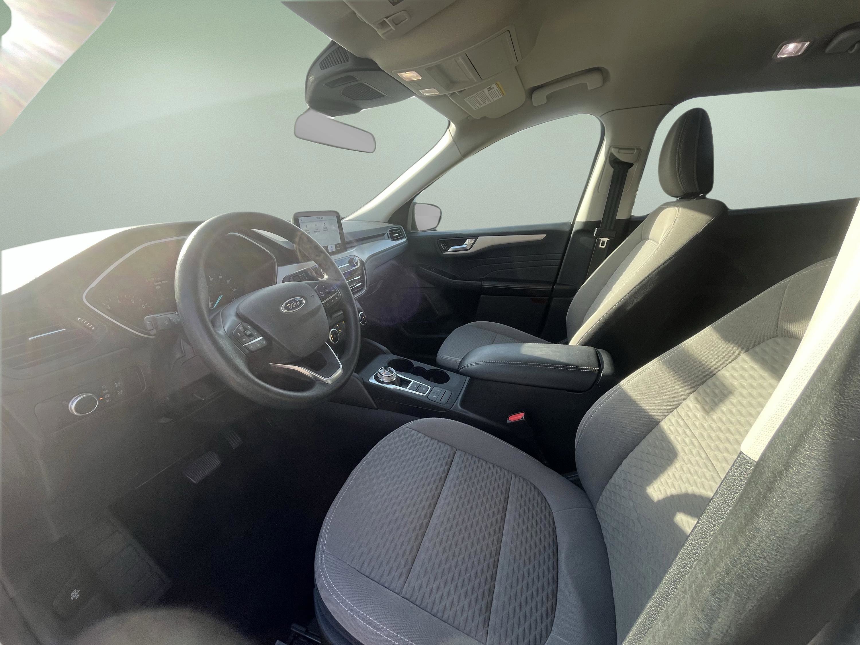 Certified 2021 Ford Escape SE image 25