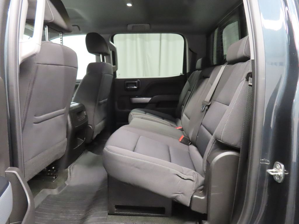 Used 2018 Chevrolet Silverado 1500 LT w/ All Star Edition image 10