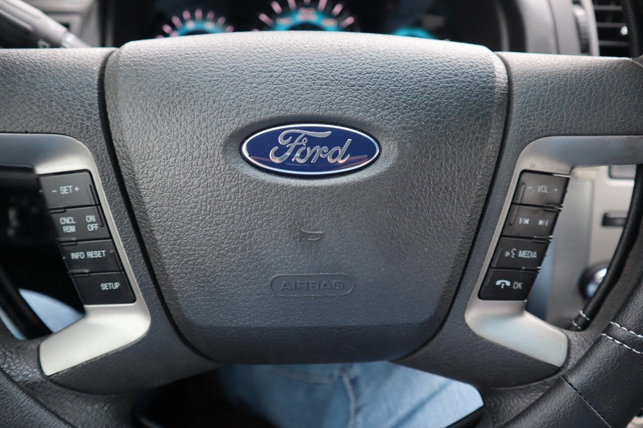 Used 2010 Ford Fusion SE image 33