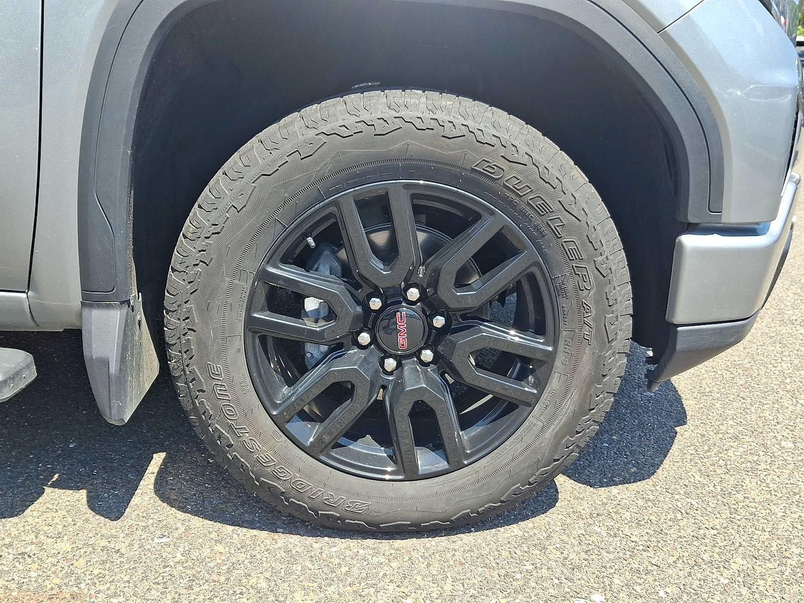 Used 2024 GMC Sierra 1500 Elevation w/ Elevation Premium Package AWD/4WD image 5