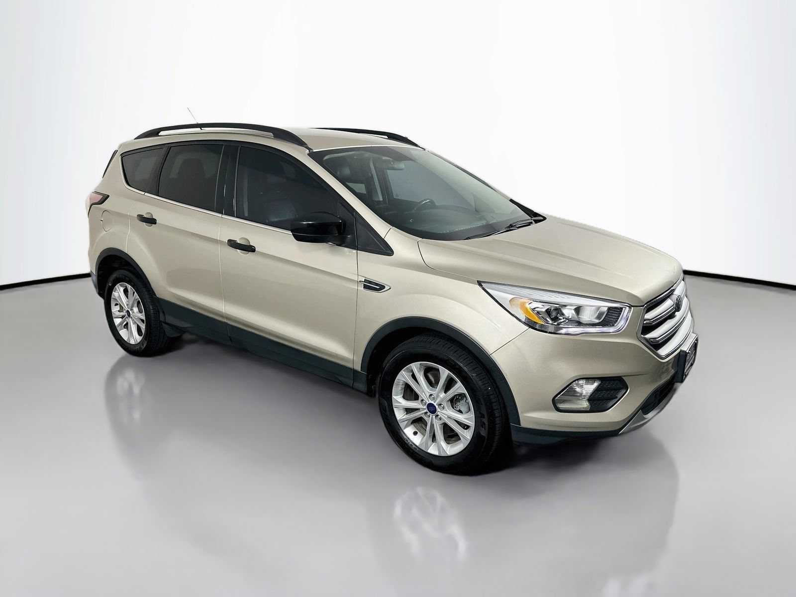 Used 2017 Ford Escape SE w/ SE Leather Comfort Package AWD/4WD video 1