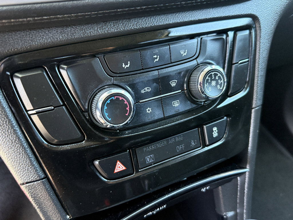 Used 2020 Buick Encore Preferred w/ Safety Package FWD image 13