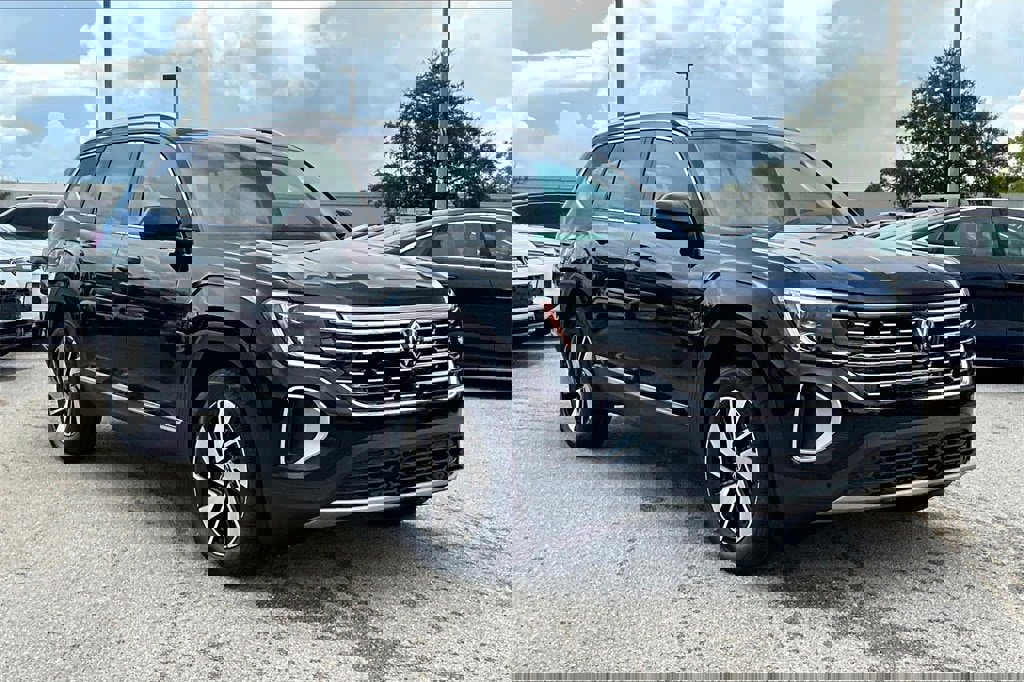 New 2026 Volkswagen Atlas SEL image 2