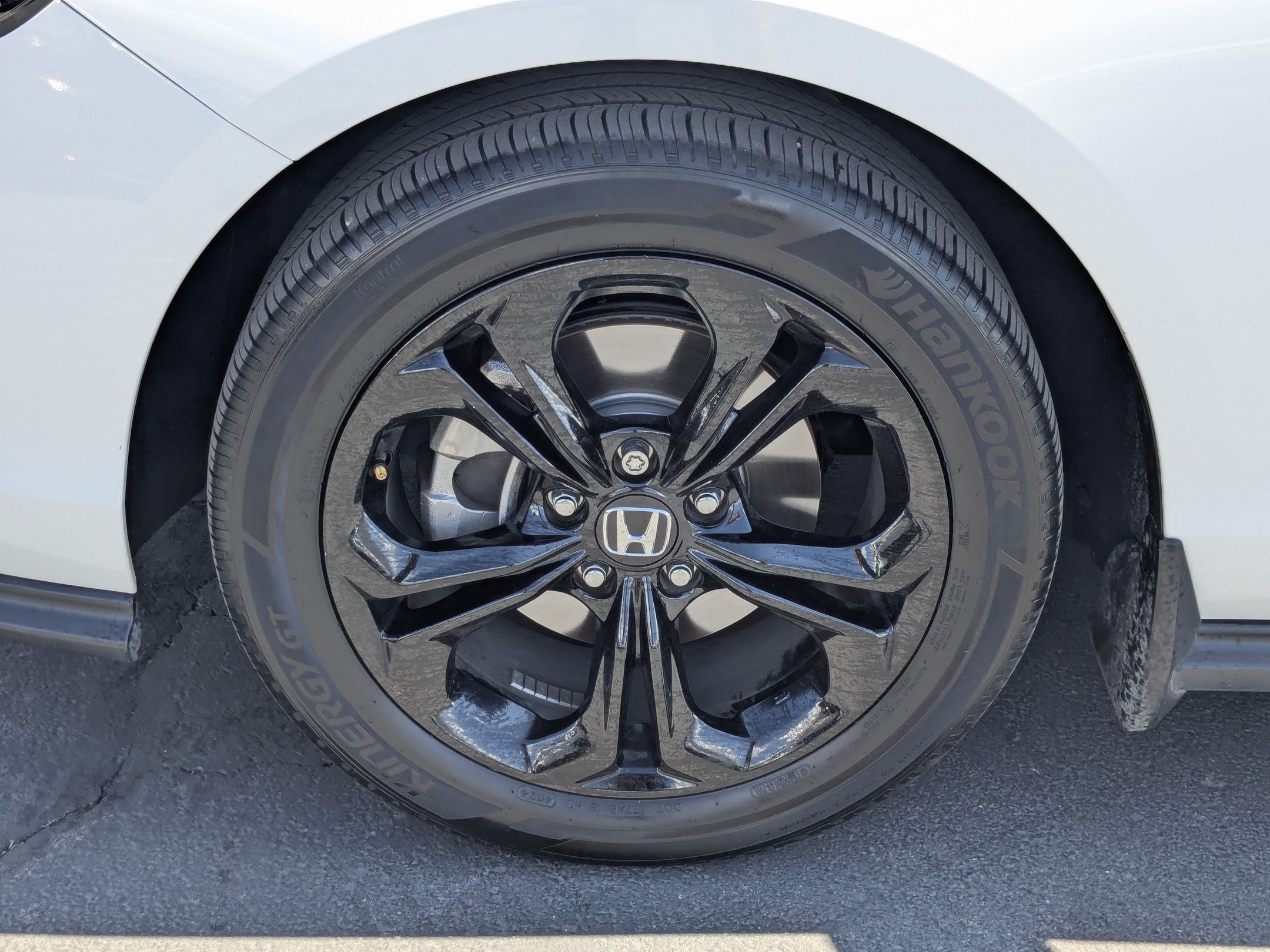Used 2025 Honda Accord SE image 13