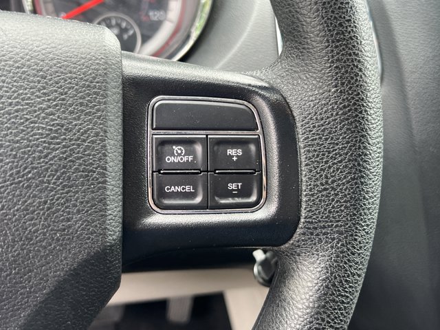 Used 2019 Dodge Grand Caravan SE w/ UConnect Hands-Free Group FWD image 24