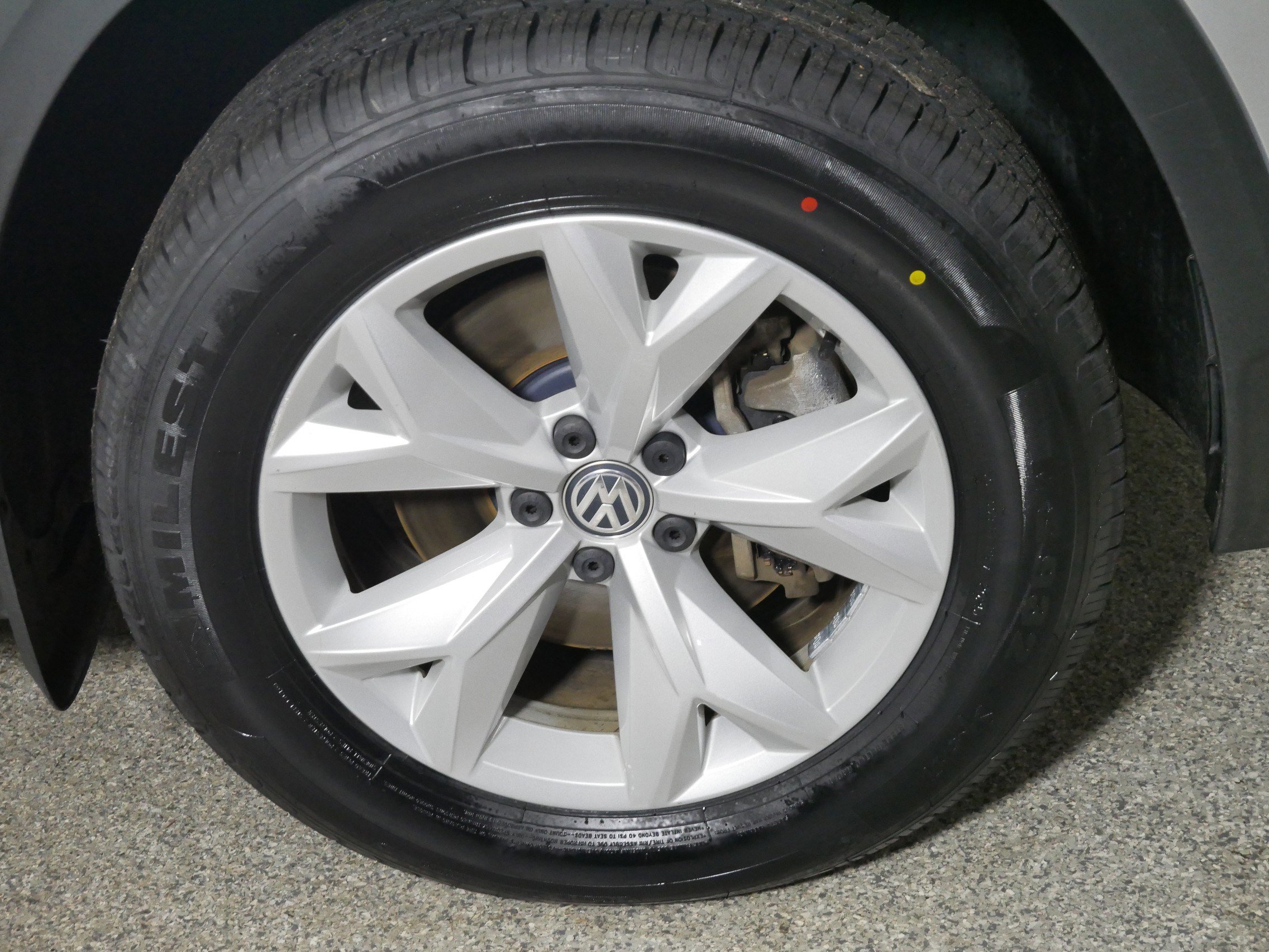 Used 2018 Volkswagen Atlas Launch Edition image 15