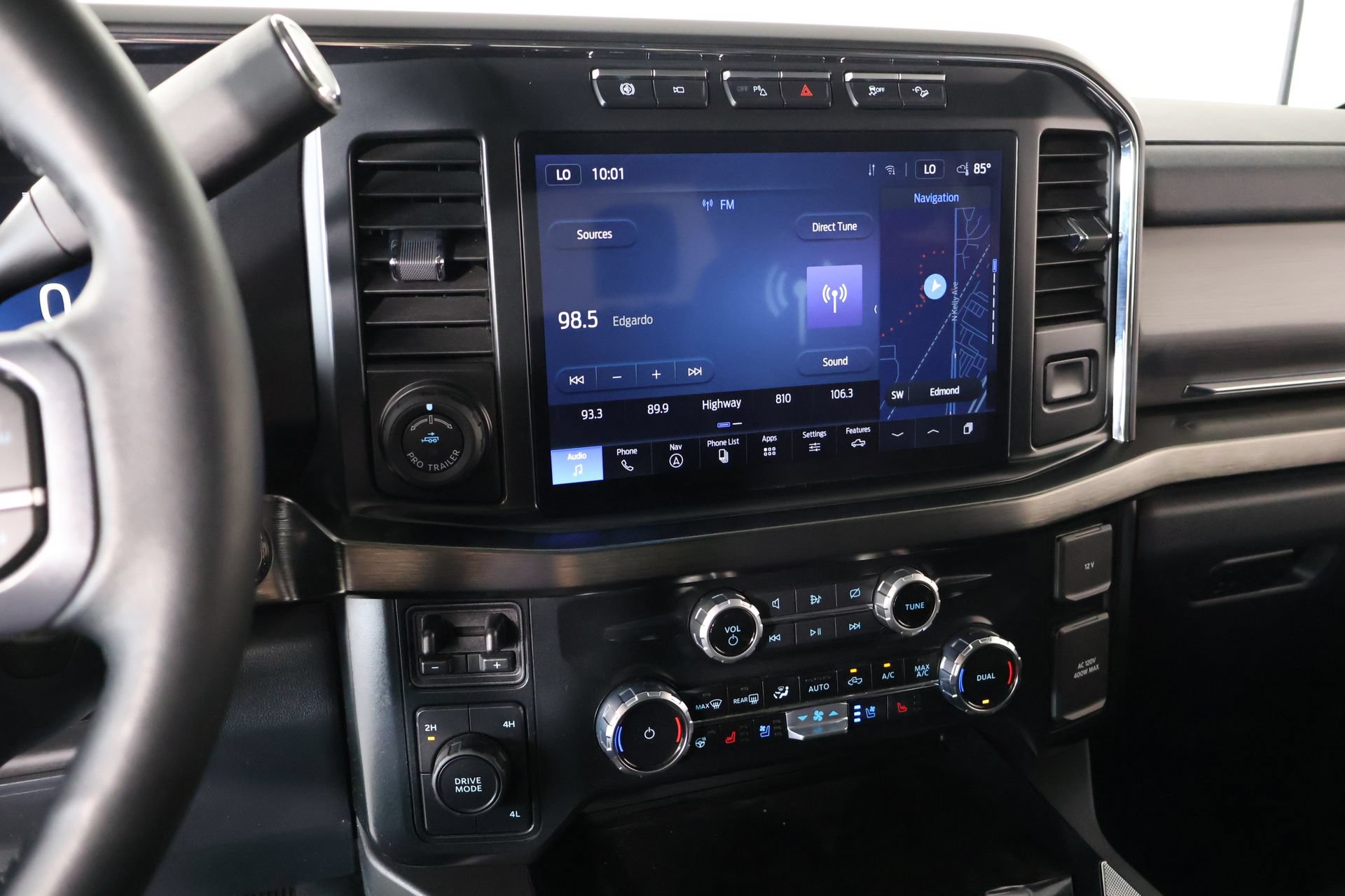 Used 2023 Ford F350 Lariat w/ Lariat Ultimate Package AWD/4WD image 5
