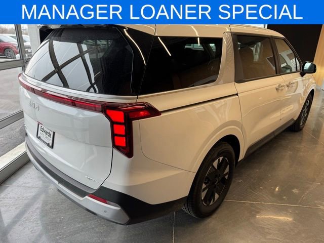 New 2025 Kia Carnival LXS image 5