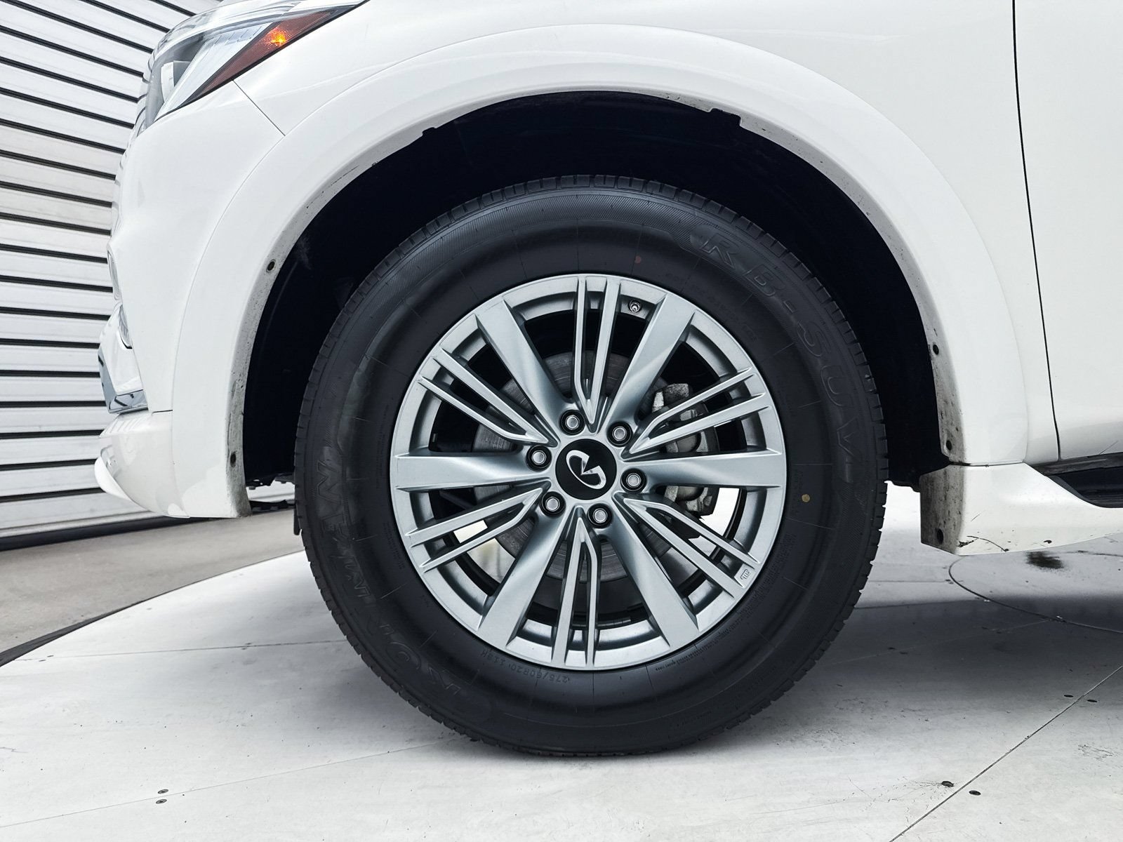 Used 2024 INFINITI QX80 Luxe AWD/4WD image 28
