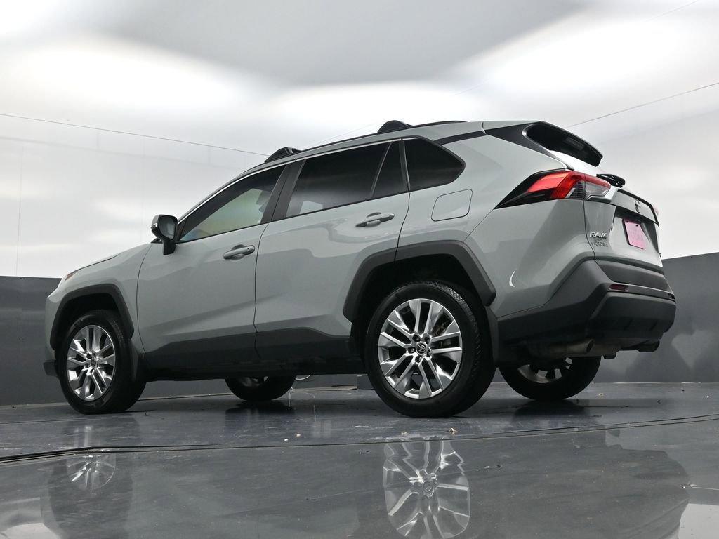 Used 2023 Toyota RAV4 XLE Premium image 19