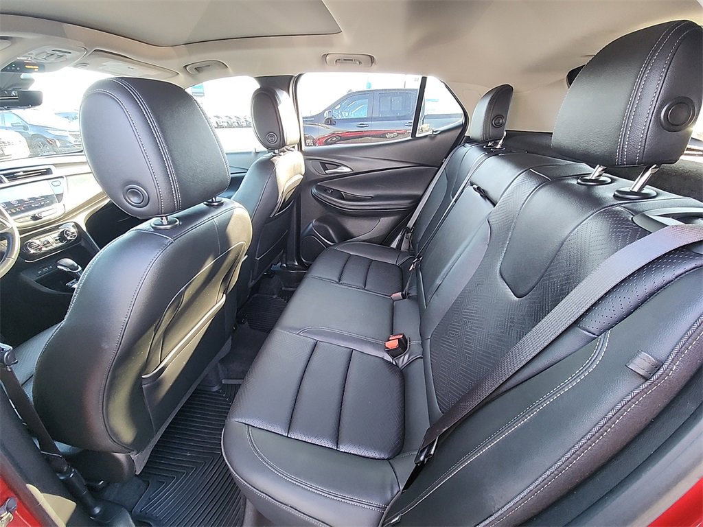 Used 2021 Buick Encore GX Essence w/ Advanced Technology Package image 29