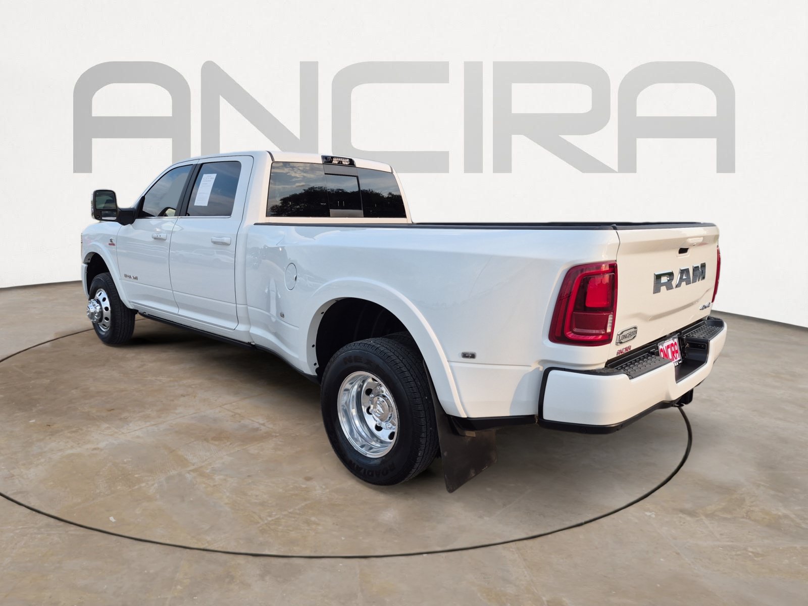 Used 2025 RAM 3500 Longhorn AWD/4WD image 7