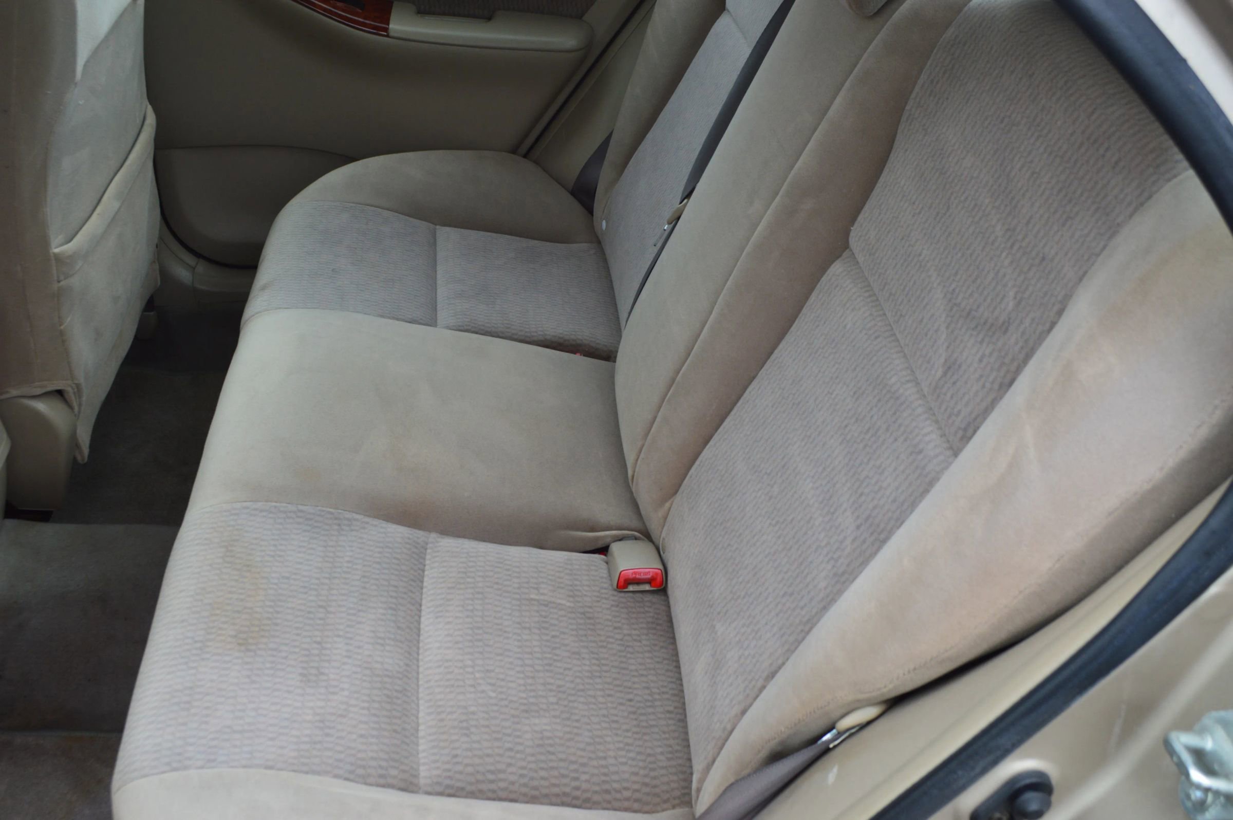 Used 2005 Toyota Corolla S image 19