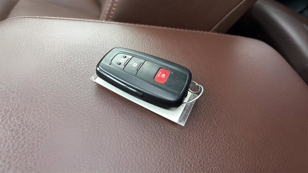 Used 2023 Toyota 4Runner Limited image 27