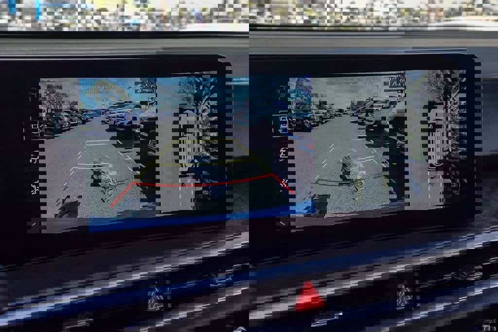 Certified 2024 Kia Sorento SX image 22