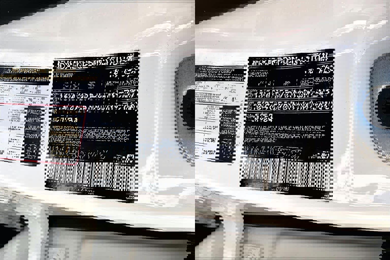 Used 2025 Mercedes-Benz GLC 300 4MATIC image 36