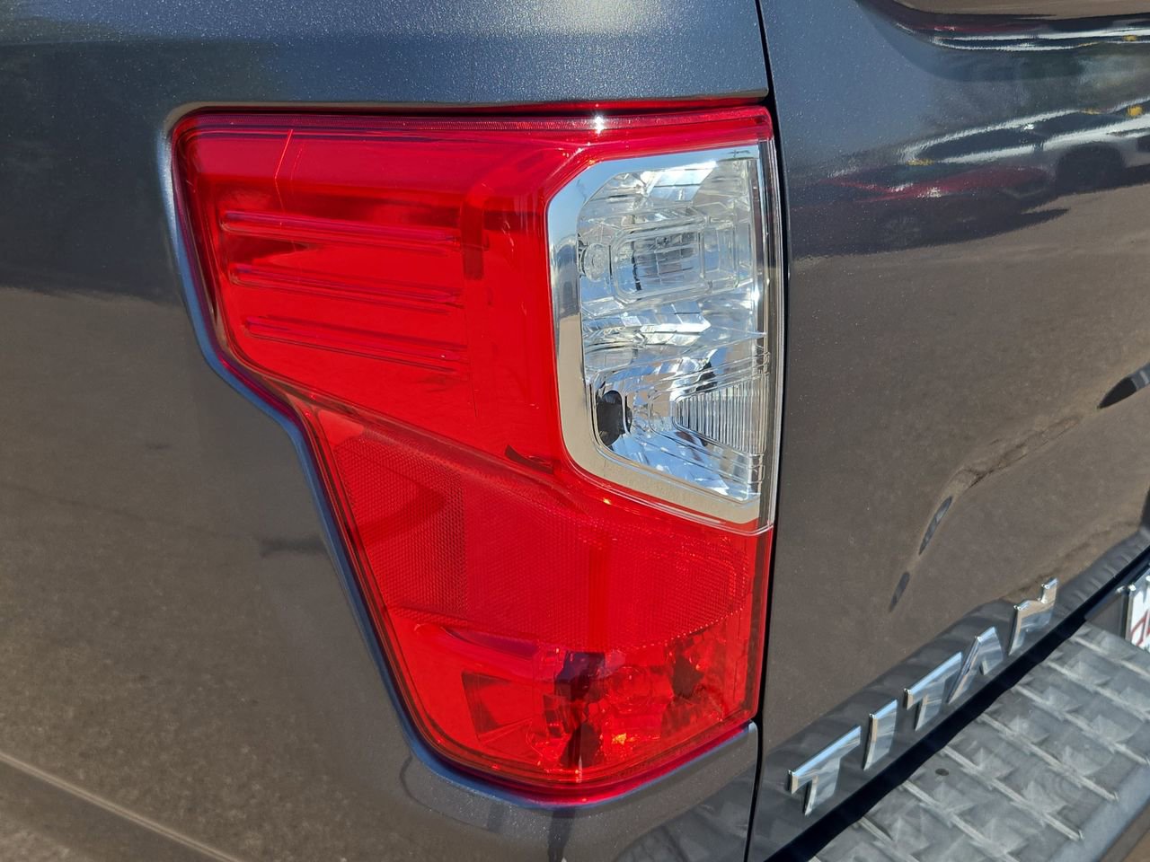 Certified 2021 Nissan Titan SV w/ SV Convenience Package AWD/4WD image 32