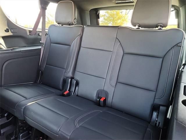 New 2026 GMC Yukon XL Elevation AWD/4WD image 17