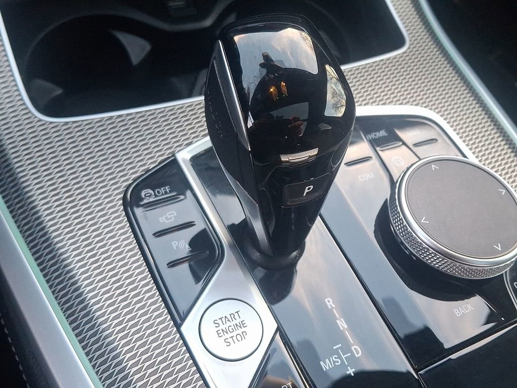 Certified 2022 BMW X5 xDrive40i w/ M Sport Package image 16