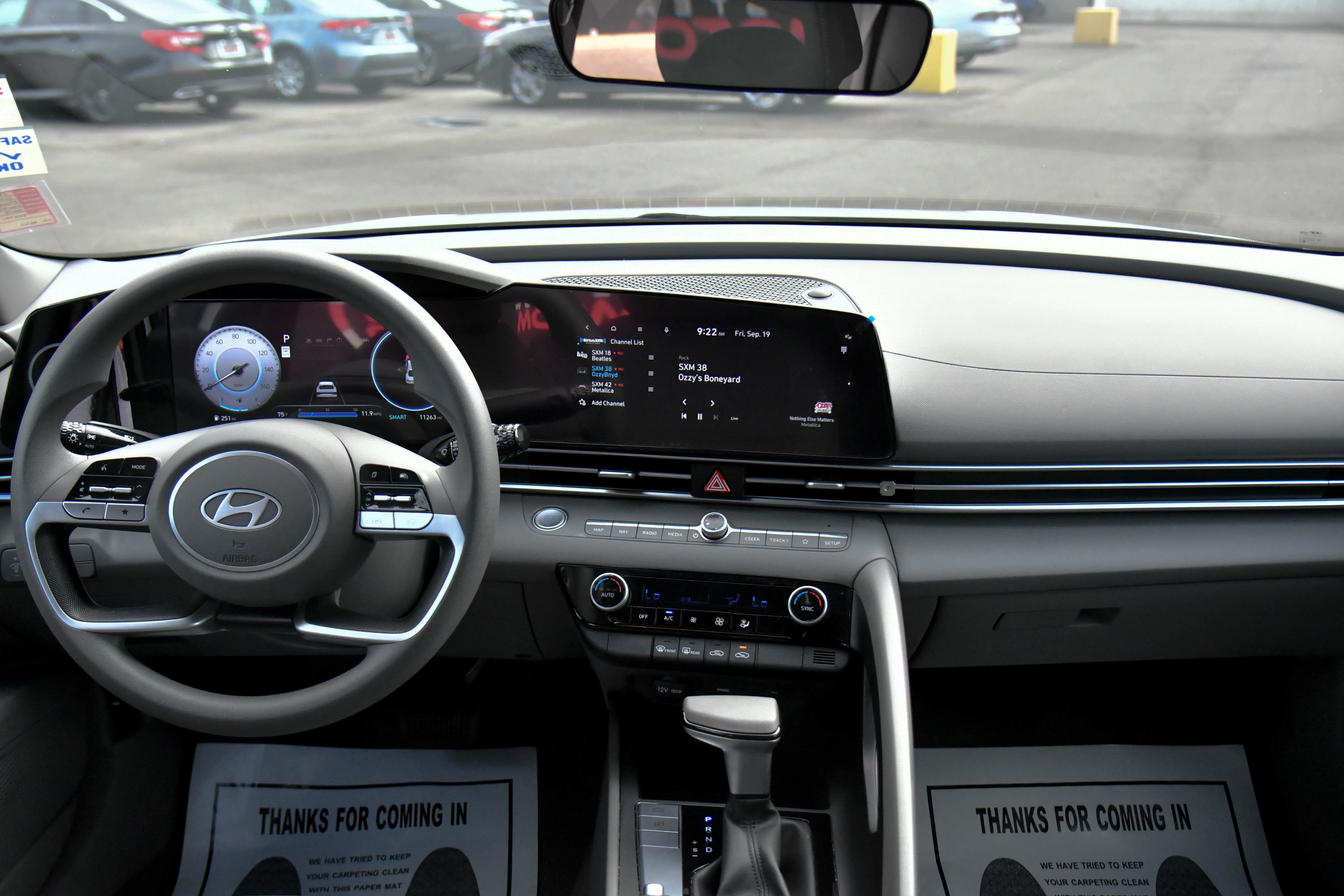 Used 2024 Hyundai Elantra SEL image 35