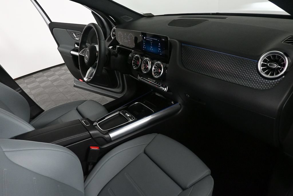 Certified 2026 Mercedes-Benz GLA 250 image 24