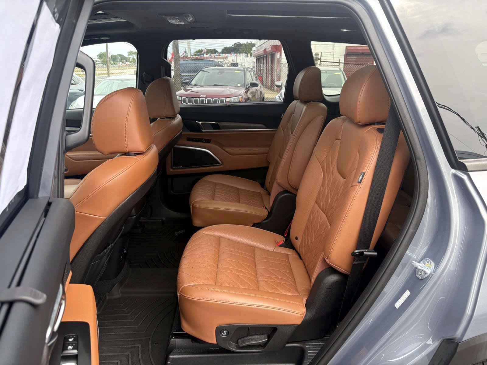 Used 2023 Kia Telluride SX Prestige X-Line AWD/4WD image 29