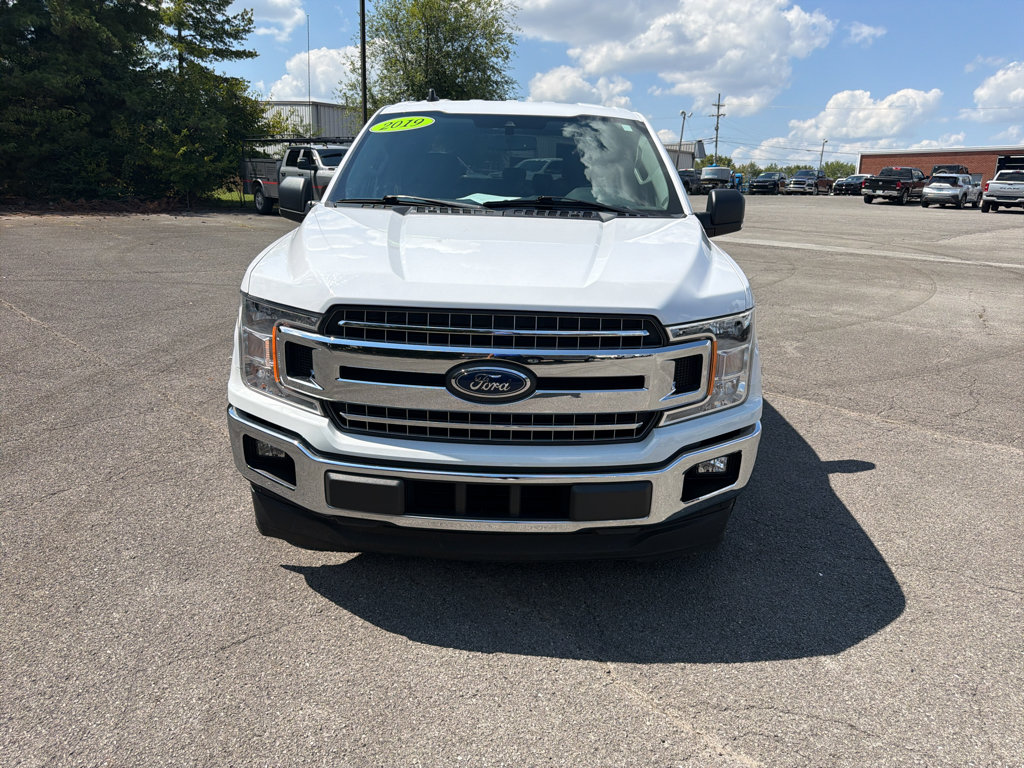 Used 2019 Ford F150 XLT w/ Equipment Group 302A Luxury RWD image 2