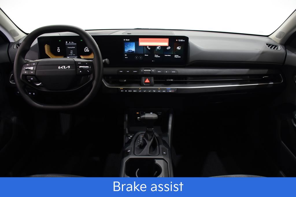 New 2025 Kia K4 LXS image 8