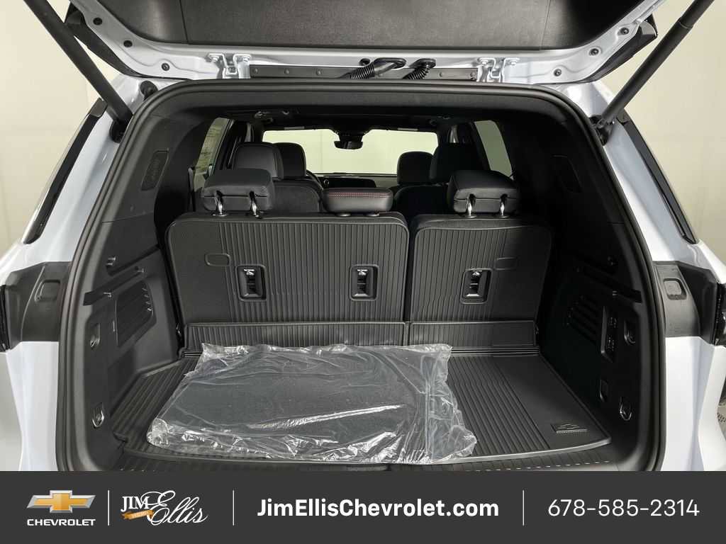 New 2026 Chevrolet Traverse RS w/ LPO, Floor Liner Package image 41