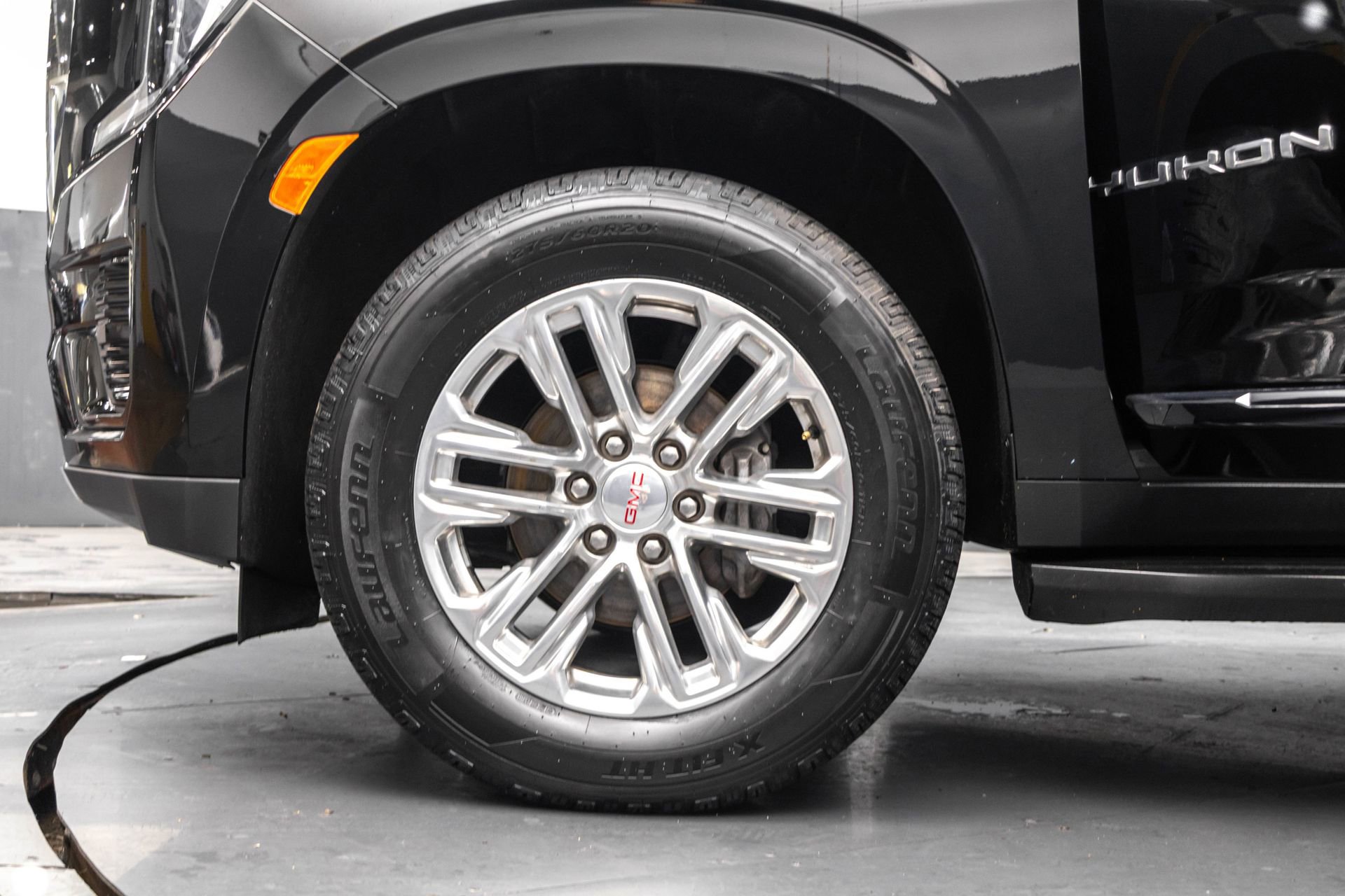 Used 2021 GMC Yukon XL SLT image 43