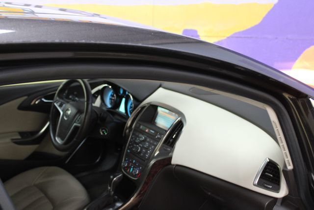 Used 2016 Buick Verano Leather w/ Experience Buick Package FWD image 10