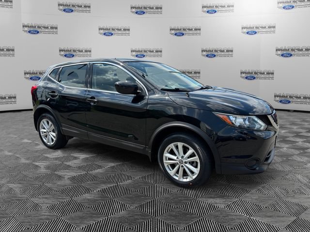 Used 2019 Nissan Rogue Sport S w/ Appearance Package AWD/4WD image 7
