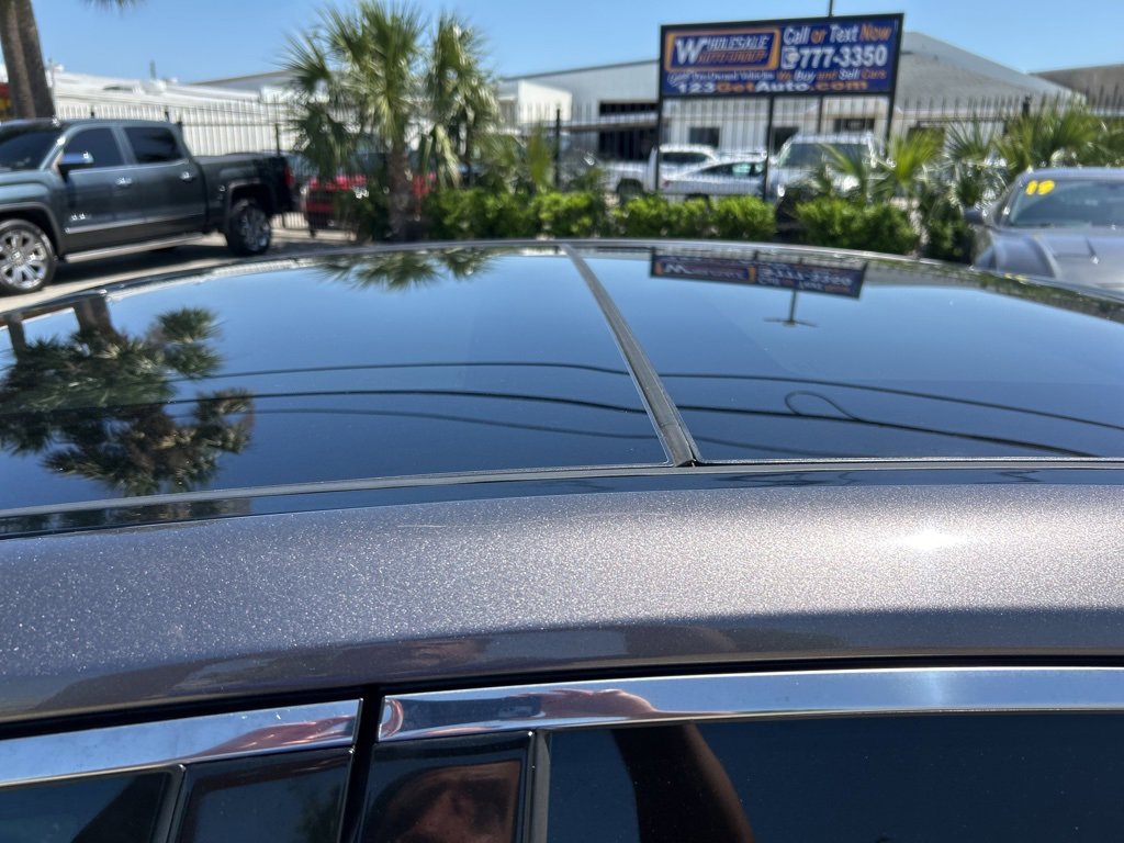 Used 2023 Toyota Camry XSE image 7