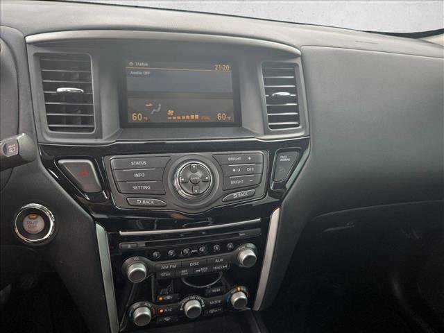 Used 2014 Nissan Pathfinder SV AWD/4WD image 14