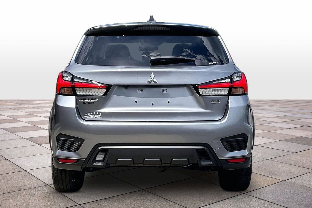 Used 2024 Mitsubishi Outlander Sport LE AWD/4WD image 4