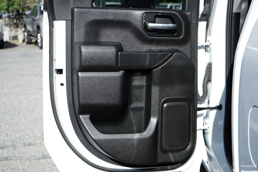 Used 2024 Chevrolet Silverado 2500 Custom w/ Custom Convenience Package image 35
