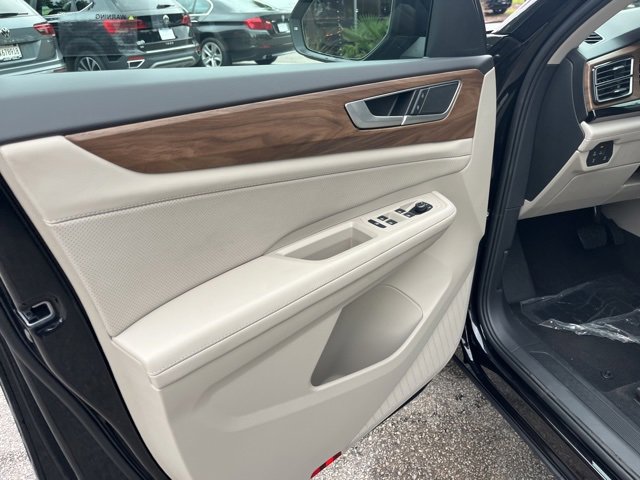 New 2026 Volkswagen Atlas SE image 5