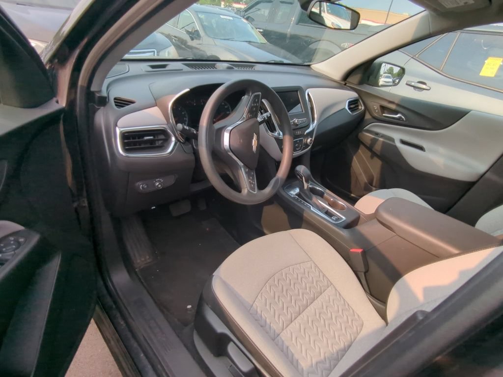 Used 2022 Chevrolet Equinox LS FWD image 7