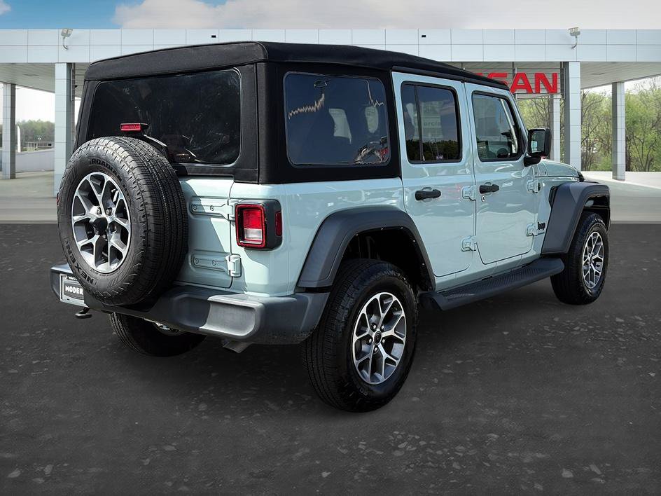 Used 2024 Jeep Wrangler Unlimited Sport AWD/4WD image 5